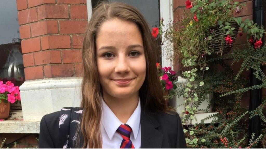 Minister to announce crackdown on social media firms