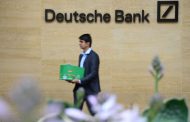 Deutsche Bank employees begin leaving London office amid global job cull
