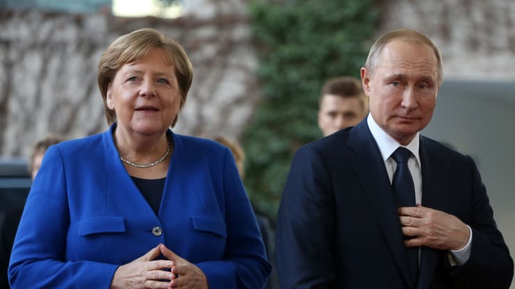Germany piles the pressure on Russia after Navalny poisoning, with gas pipeline in the balance
