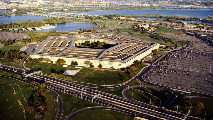 Pentagon cancels $10 billion JEDI cloud contract that Amazon and Microsoft were fighting over